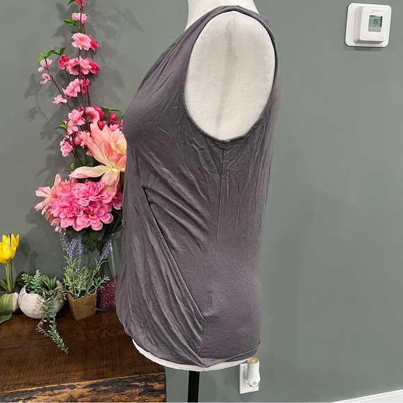 Banana Republic Sleeveless Top - Picture 7 of 14